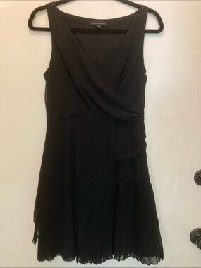 Banana Republic Black Sleeveless V-Neck Layered Mini Dress